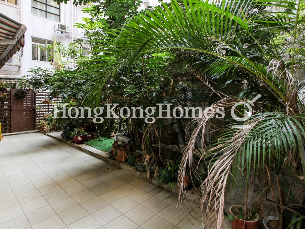 Hing Wah Mansions - Block B