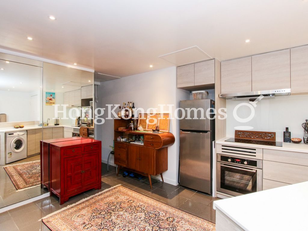 Living and Dining Room — Hing Wah Mansions - Block B, Mid-levels West