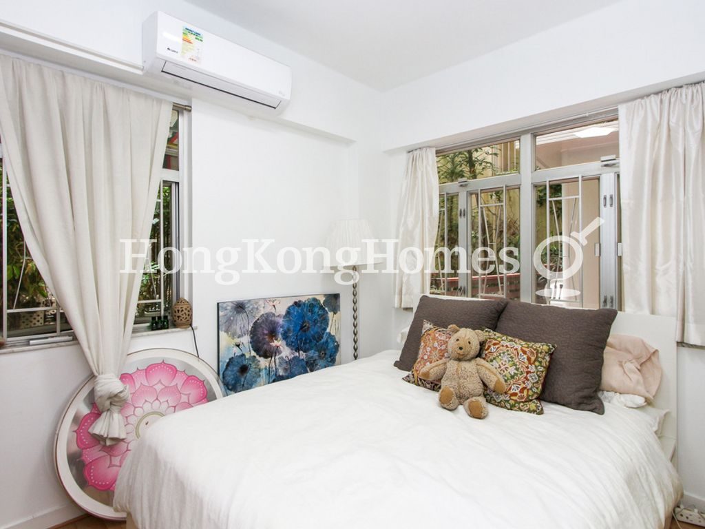 Bedroom — Hing Wah Mansions - Block B, Mid-levels West