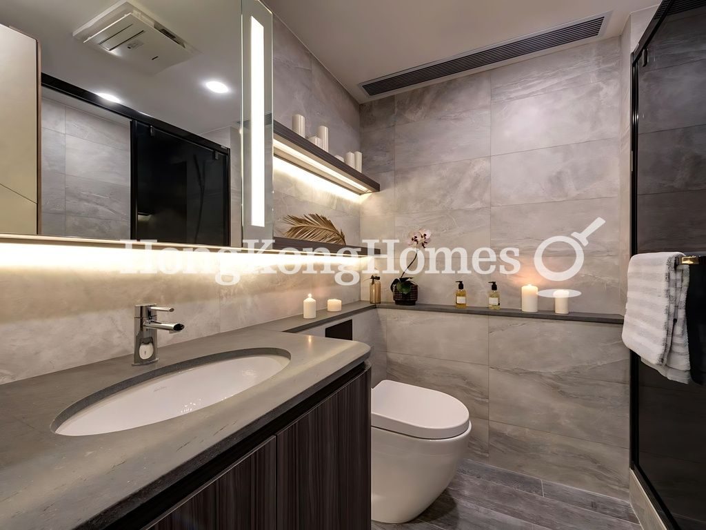 Guest Bathroom — CentreStage - Block 02, Central