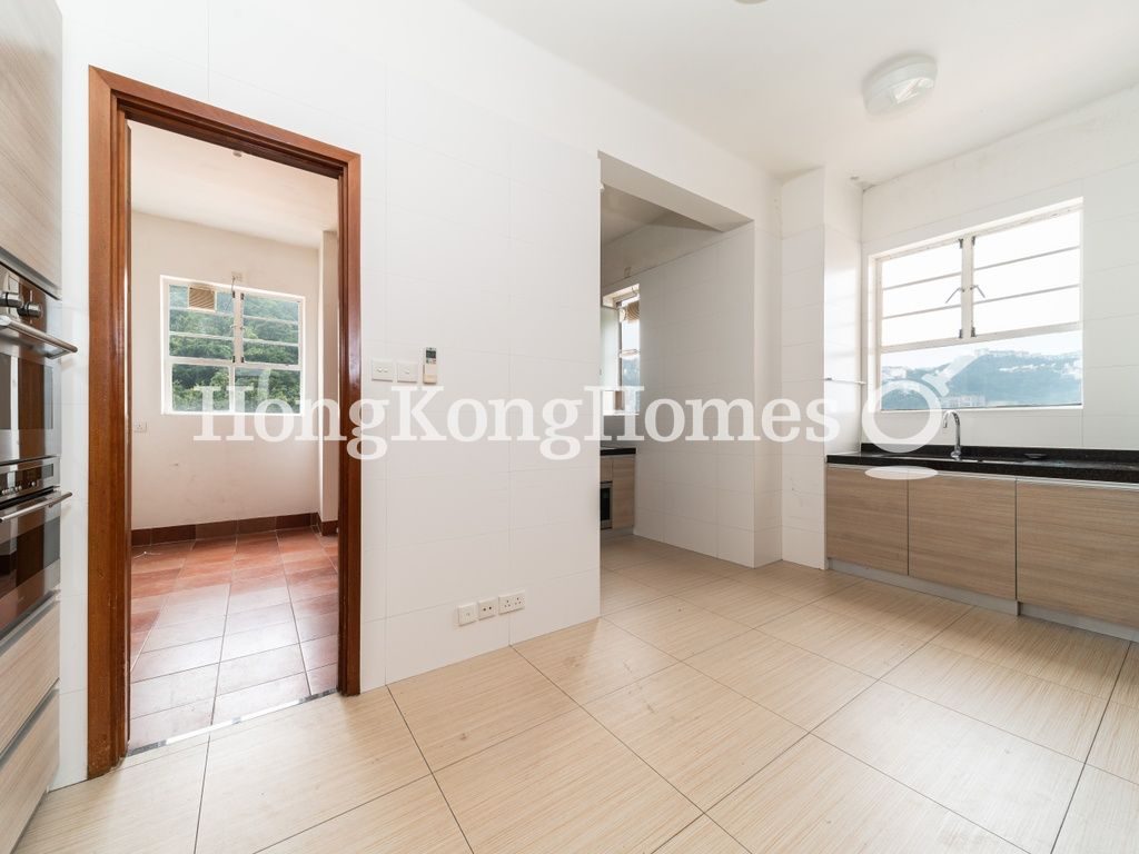 Kitchen — La Hacienda - Apartment B, The Peak