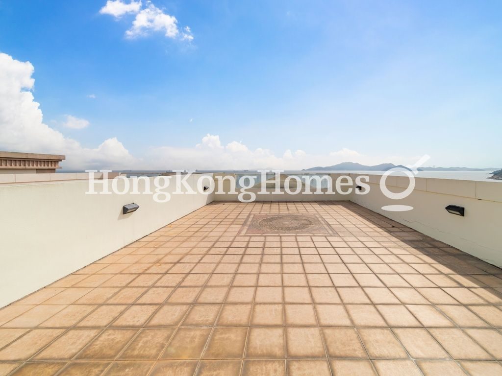 Private Roof Terrace — Regalia Bay, Stanley