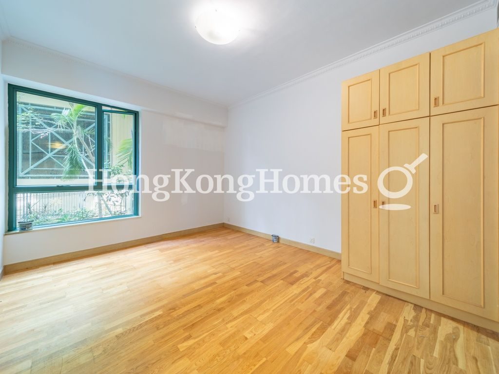 Third Ensuite Bedroom — Regalia Bay, Stanley