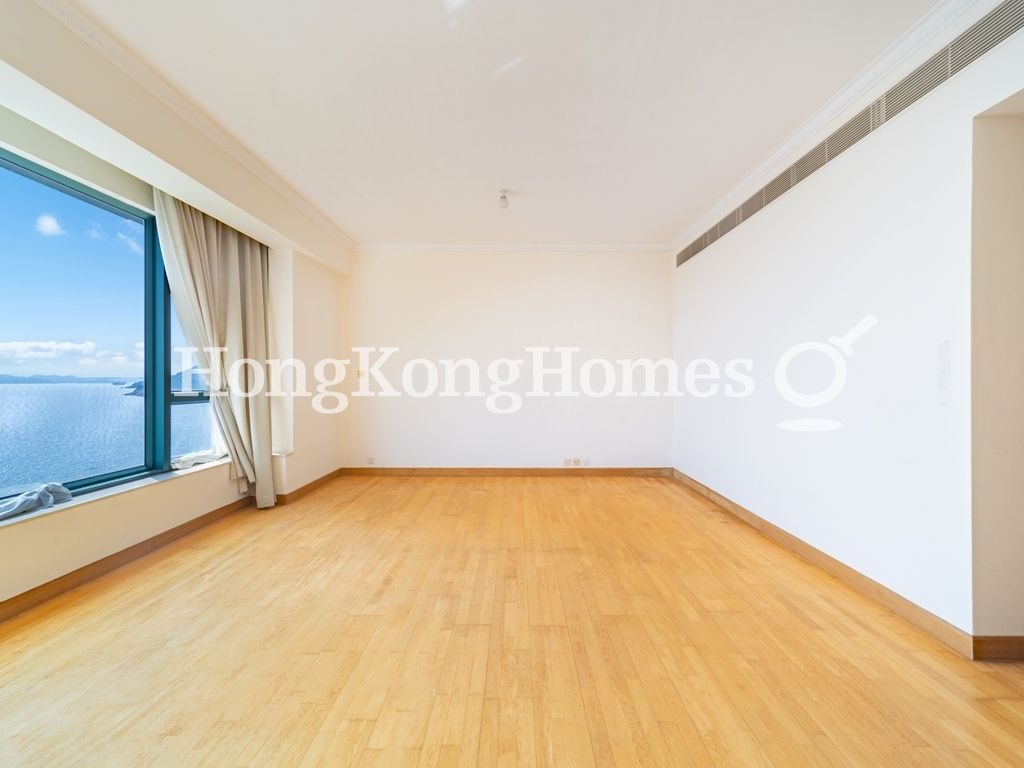 Second Ensuite Bedroom — Regalia Bay, Stanley
