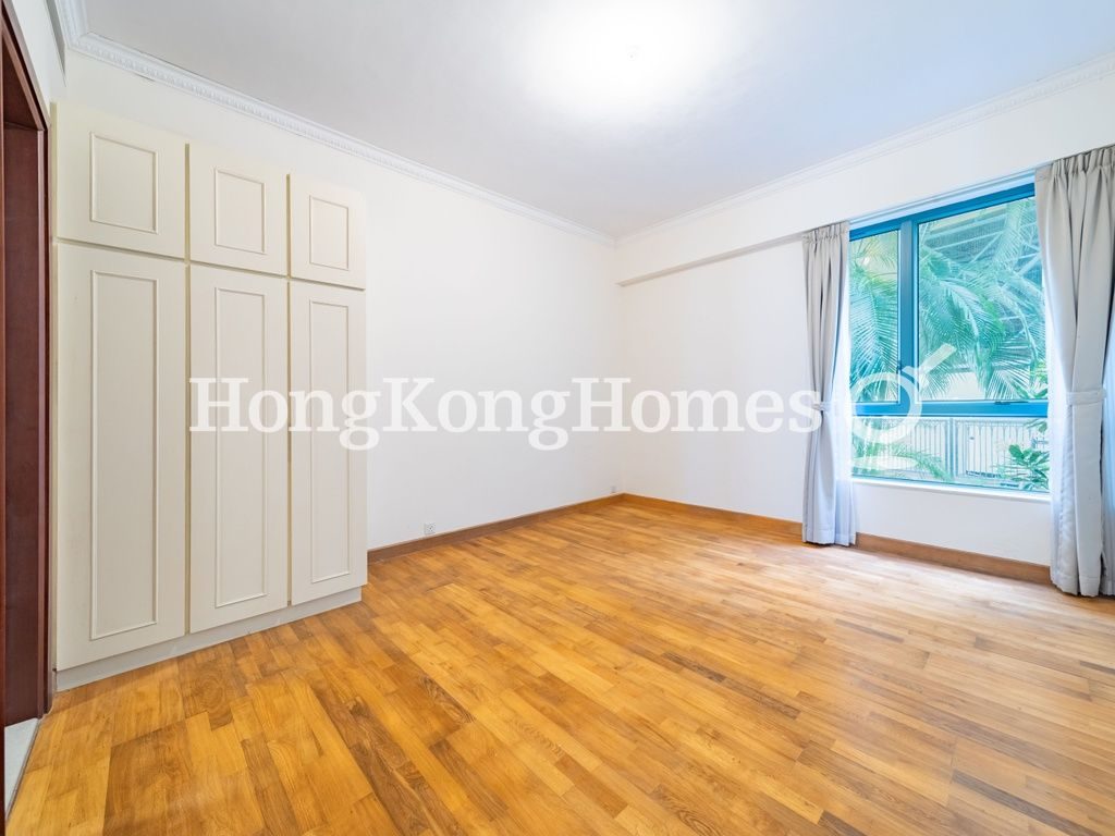 Third Ensuite Bedroom — Regalia Bay, Stanley