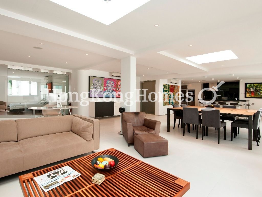 Living and Dining Room — Beach Pointe, Stanley