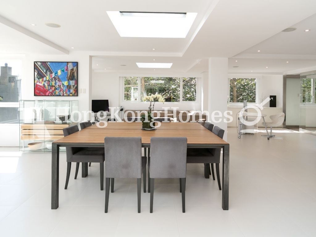 Living and Dining Room — Beach Pointe, Stanley