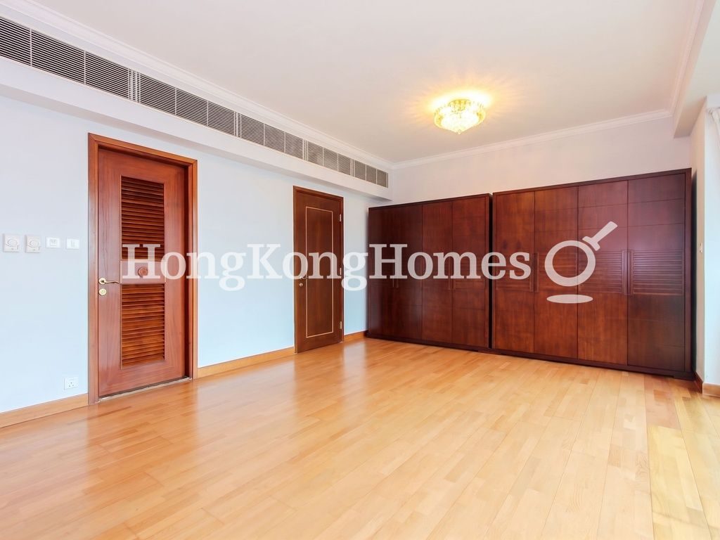 Master Bedroom — Regalia Bay, Stanley