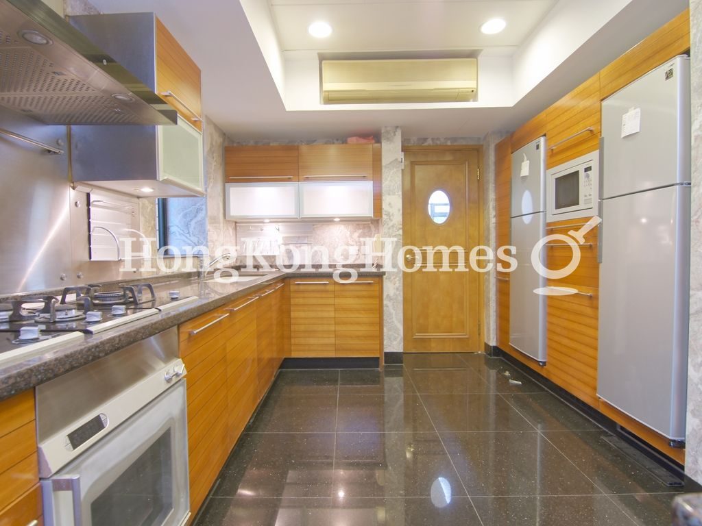 Kitchen — The Leighton Hill - Block 03, Happy Valley