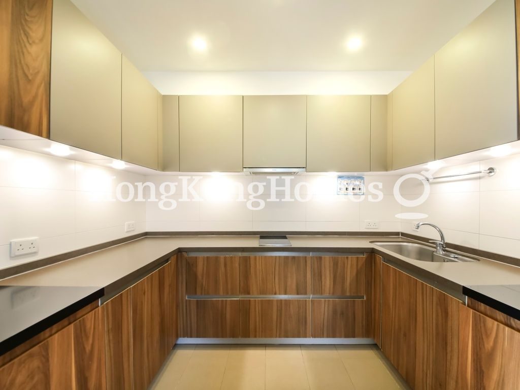 Kitchen — Twin Brook, Repulse Bay