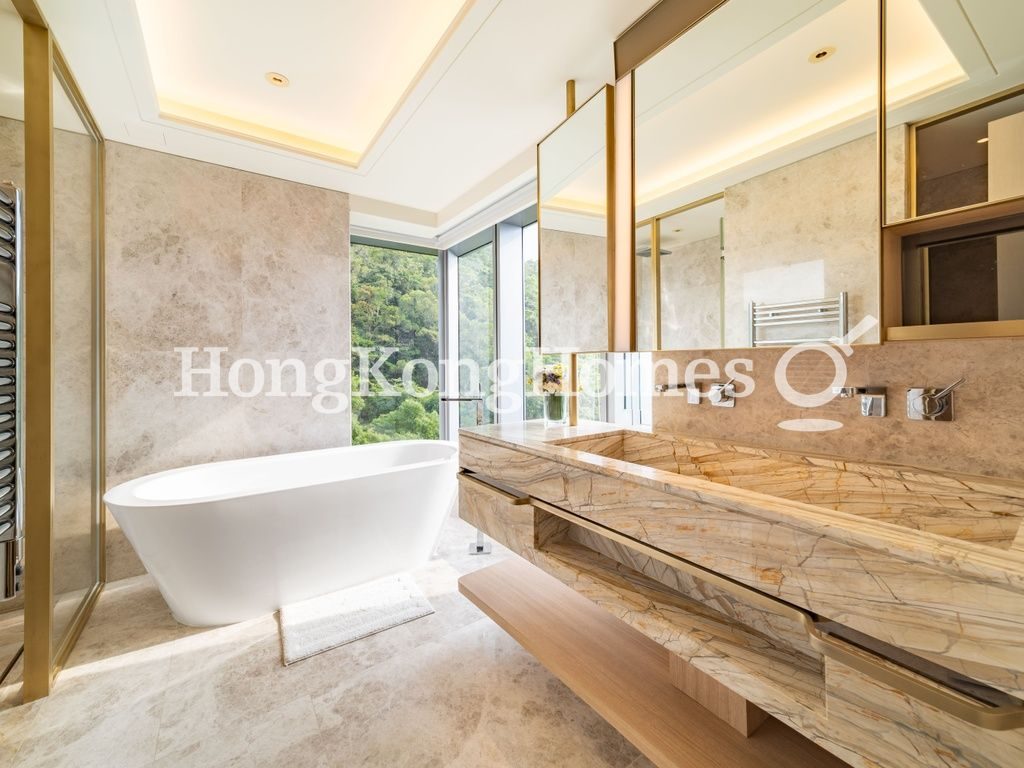 Master Bathroom — Altamira, Mid-levels West