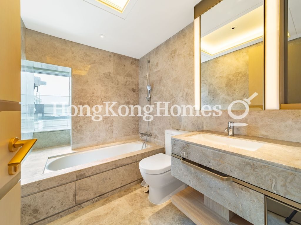 Second Ensuite Bathroom — Altamira, Mid-levels West