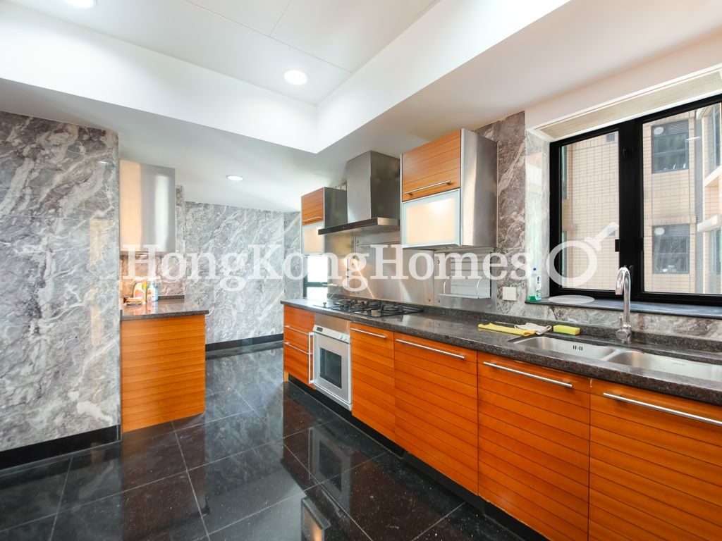 Kitchen — The Leighton Hill - Block 03, Happy Valley