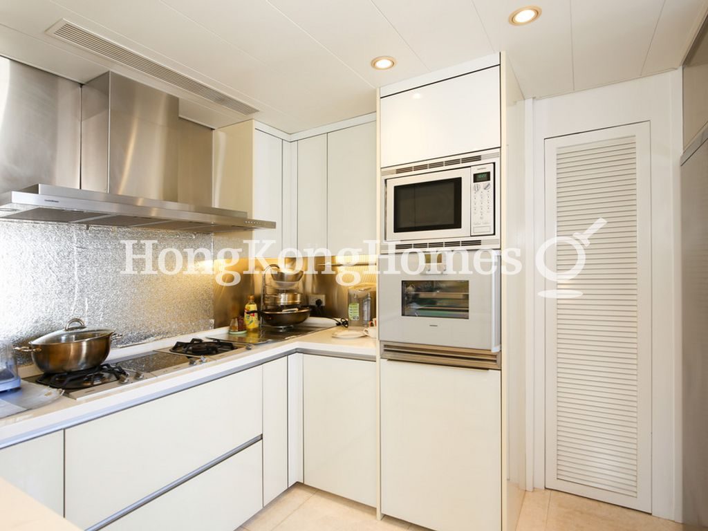 Kitchen — Serenade - Tower 1, Tai Hang