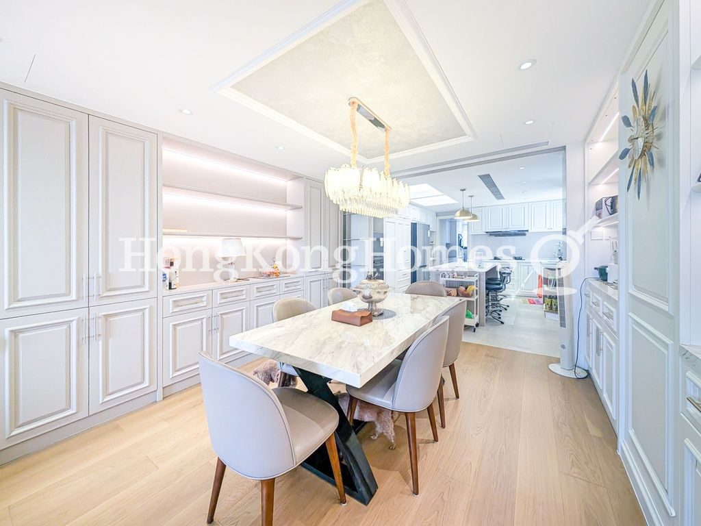 Living and Dining Room — South Bay Towers, Repulse Bay