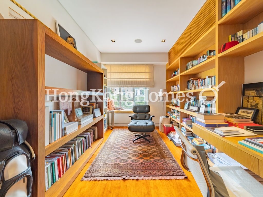 Third Bedroom — Grand Garden - Block 01, Repulse Bay