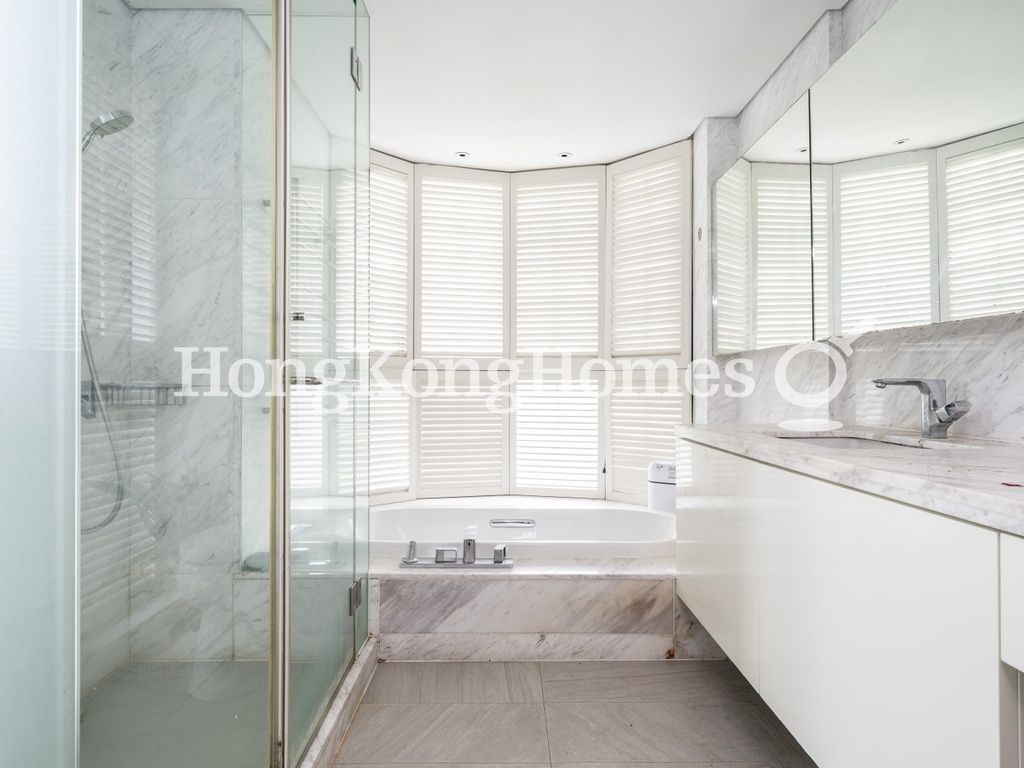 Master Bathroom — Repulse Bay Road, 3, Repulse Bay