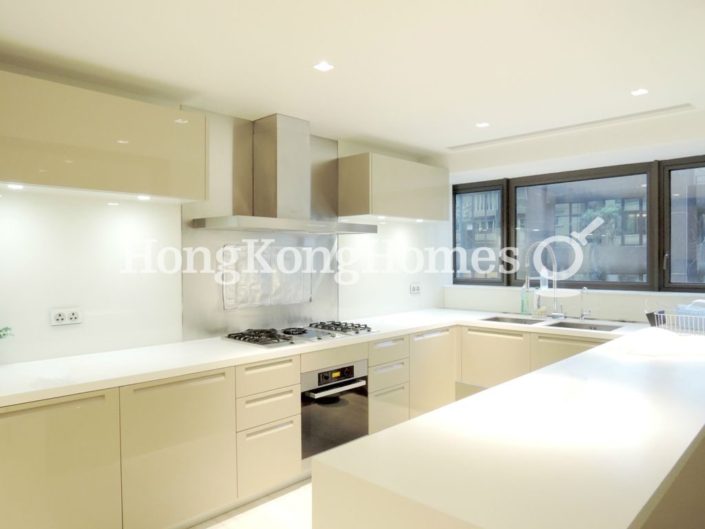 Kitchen — Hampton, Happy Valley