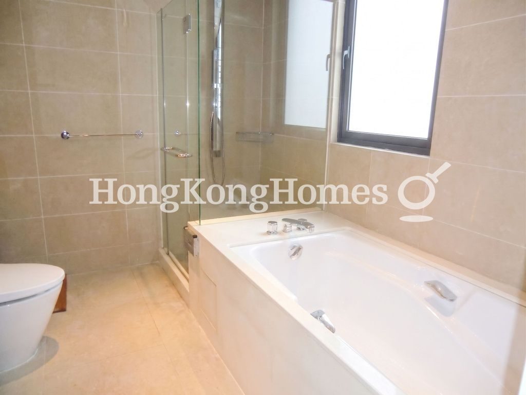 Second Ensuite Bathroom — Hong Kong Parkview - Tower 17, Repulse Bay