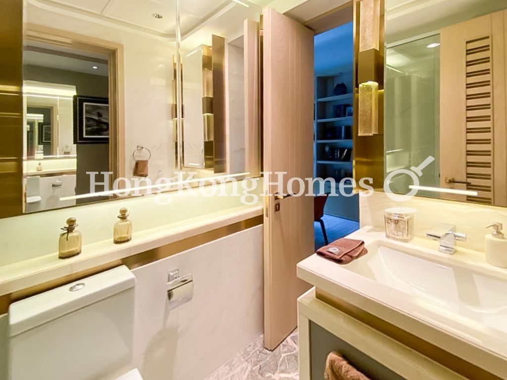 Second Ensuite Bathroom — Cluny Park, Mid-levels West