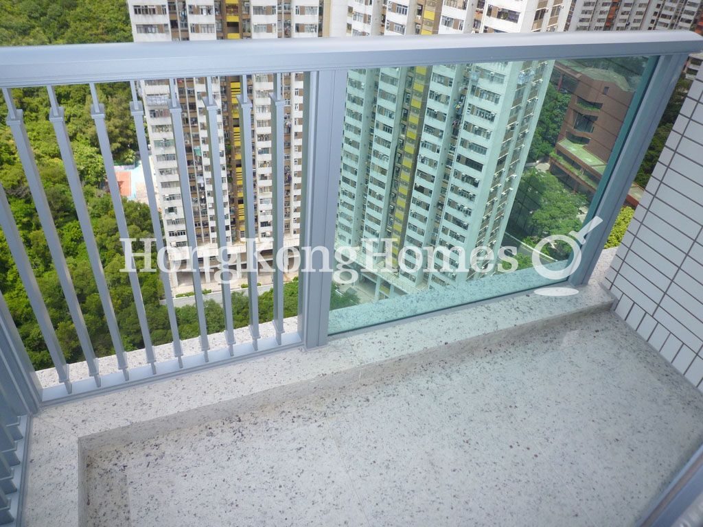 Balcony — Larvotto - Block 10, Ap Lei Chau