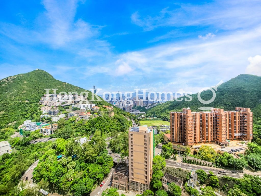 Repulse Bay Road, 3