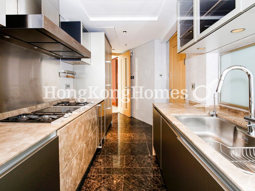 Kitchen — Kennedy Park at Central, Mid-levels Central