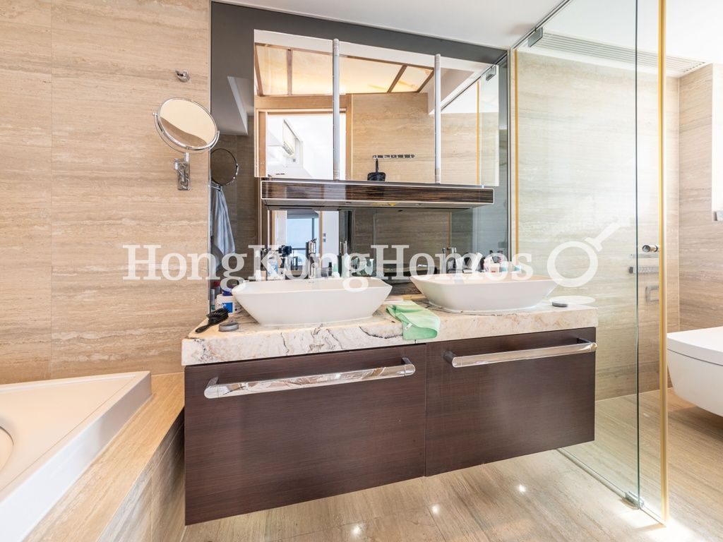 Master Bathroom — Marinella - Tower 1, Wong Chuk Hang