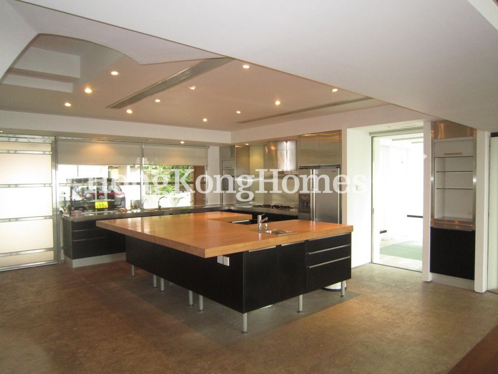 Open Kitchen — Royal Castle, Clear Water Bay