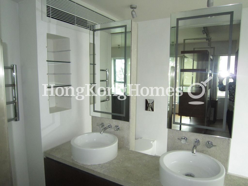 Master Bathroom — Royal Castle, Clear Water Bay