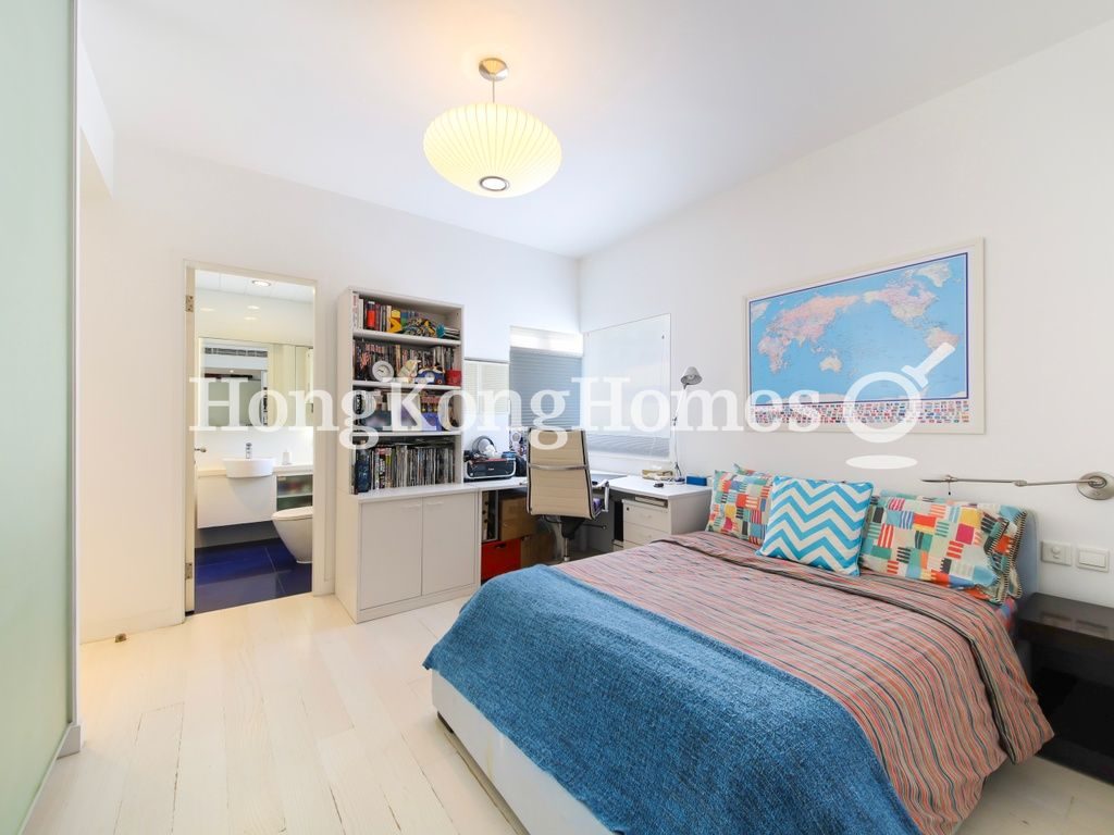 Second Ensuite Bedroom — Yale Lodge, Mid-levels Central