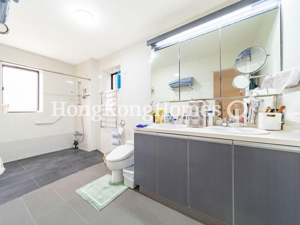 Master Bathroom — Kennedy Heights, Mid-levels Central