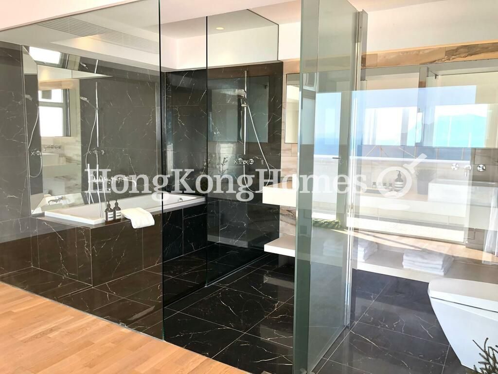 Master Bathroom — The Redhill Peninsula - Palm Drive, Tai Tam