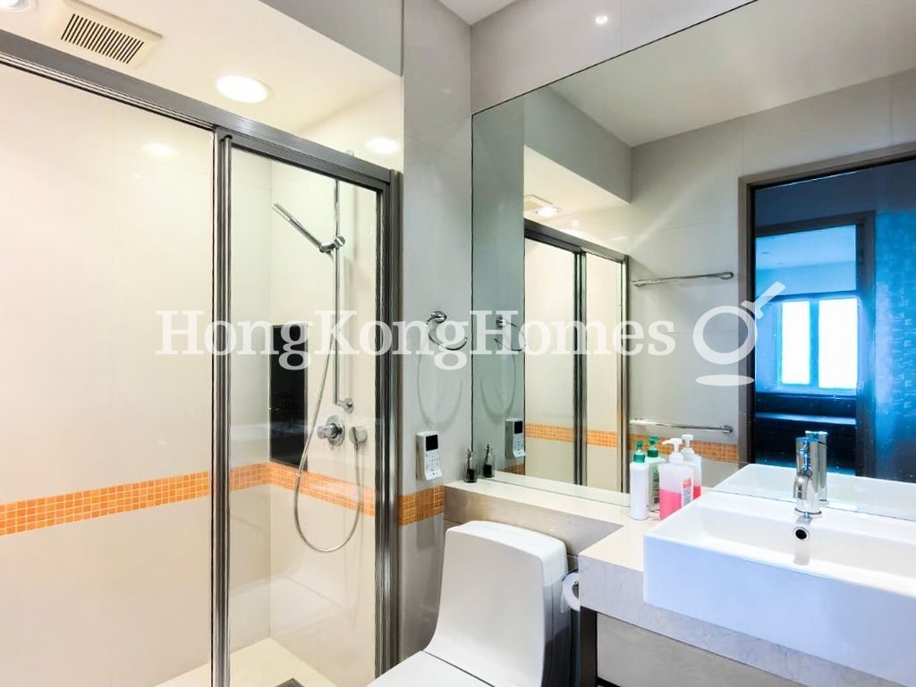 Guest Bathroom — Villa Verde - Block A, The Peak