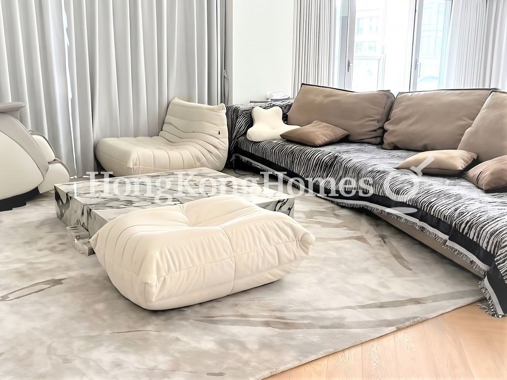 Living Room — St. George's Mansion - Tower 02, Ho Man Tin / Waterloo Road
