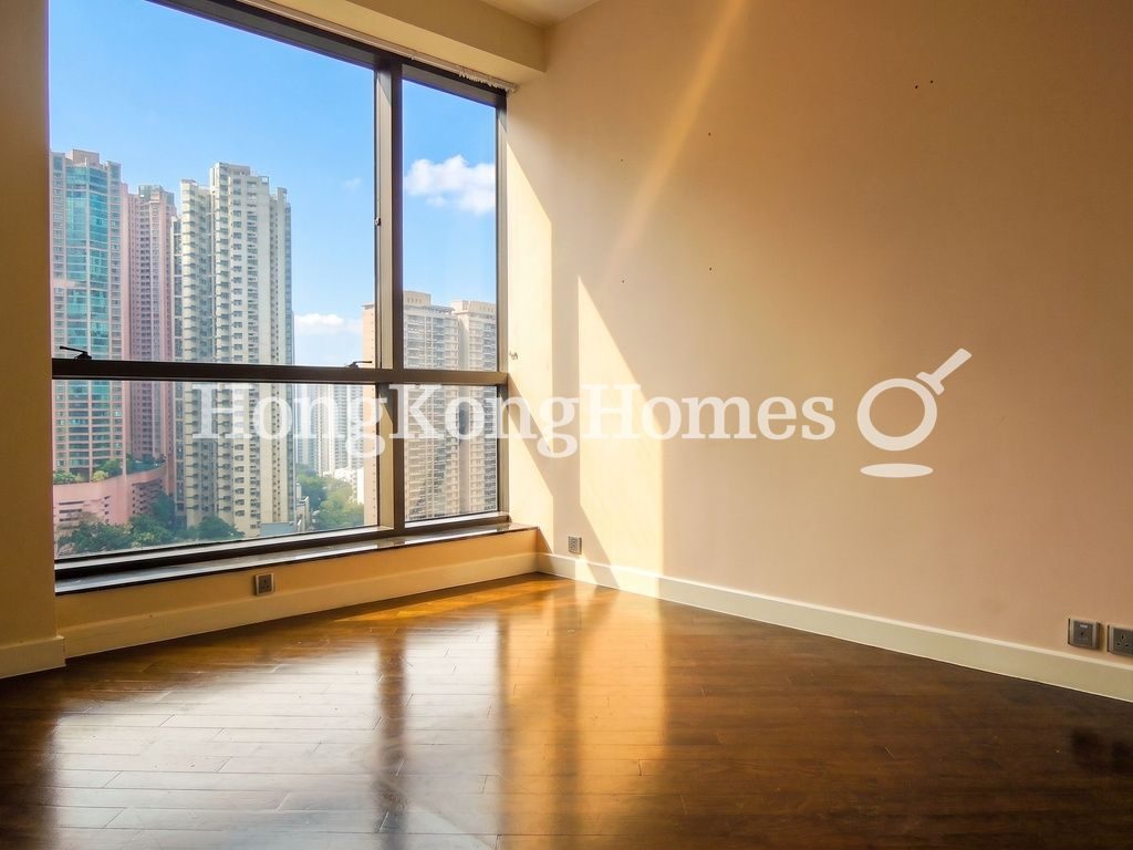 Second Ensuite Bedroom — Century Tower II, Mid-levels Central