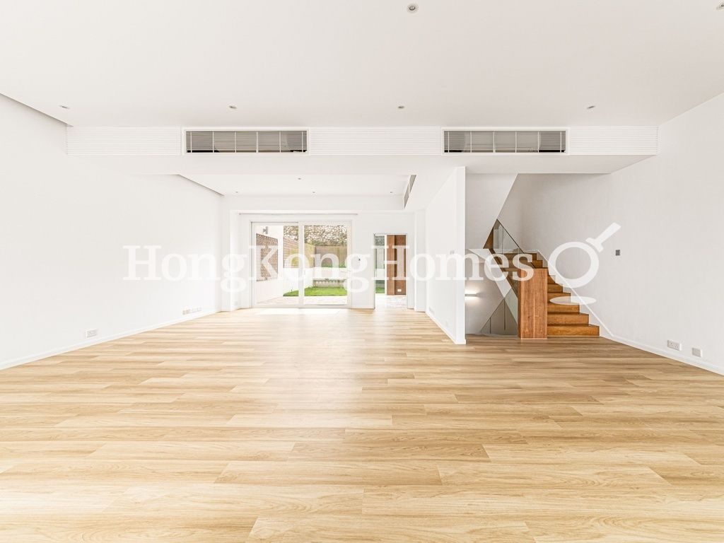 Living and Dining Room — The Redhill Peninsula - Palm Drive, Tai Tam