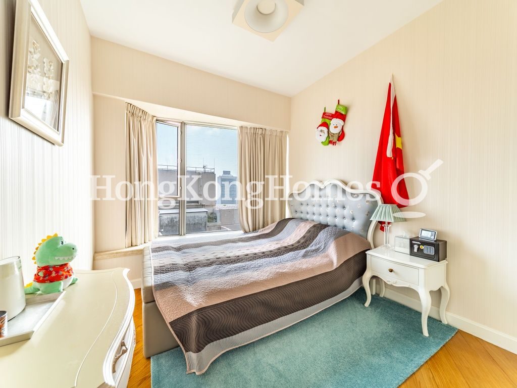 Third Bedroom — Regence Royale - Block 02, Mid-levels Central