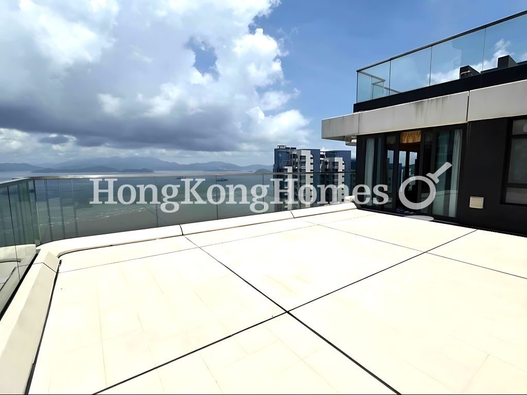 Private Rooftop Terrace — Residence Bel-Air - Phase 06 - Bel-Air No. 8, Tower 5, Pokfulam