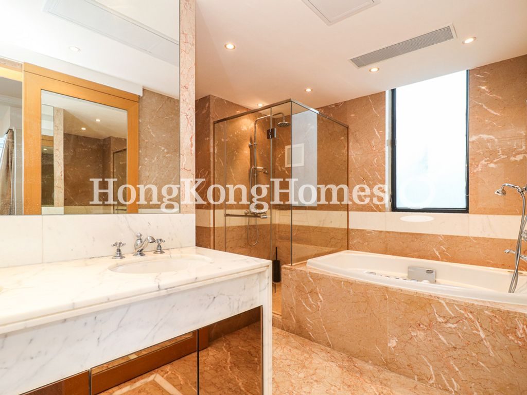 Master Bathroom — Century Tower II, Mid-levels Central