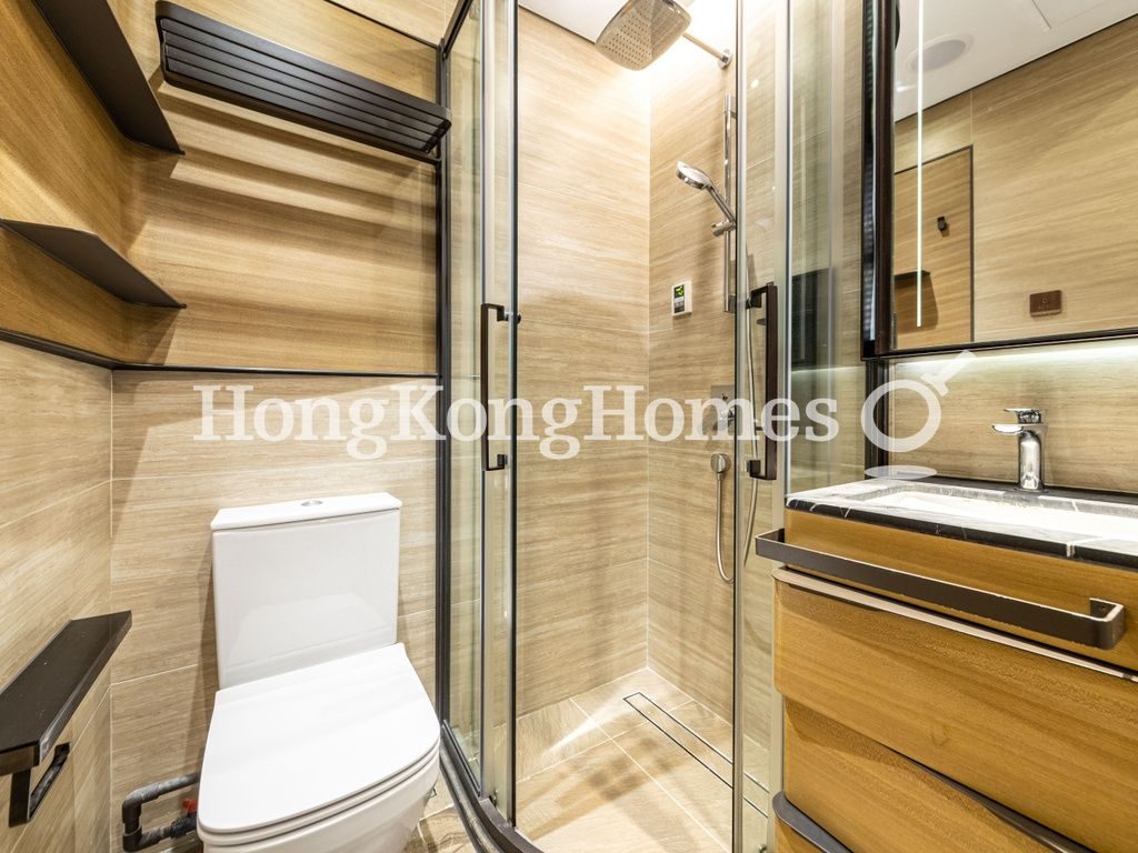Ensuite Bathroom — One Artlane, Sai Ying Pun