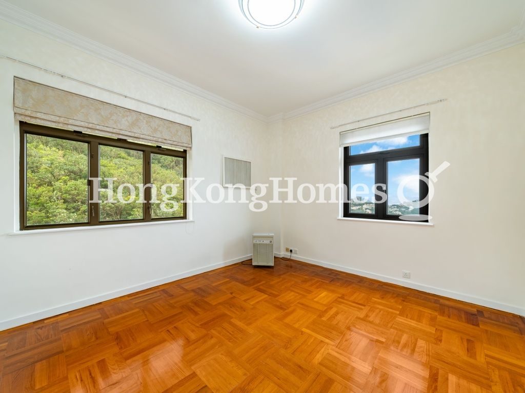 Third Bedroom — Eredine, The Peak