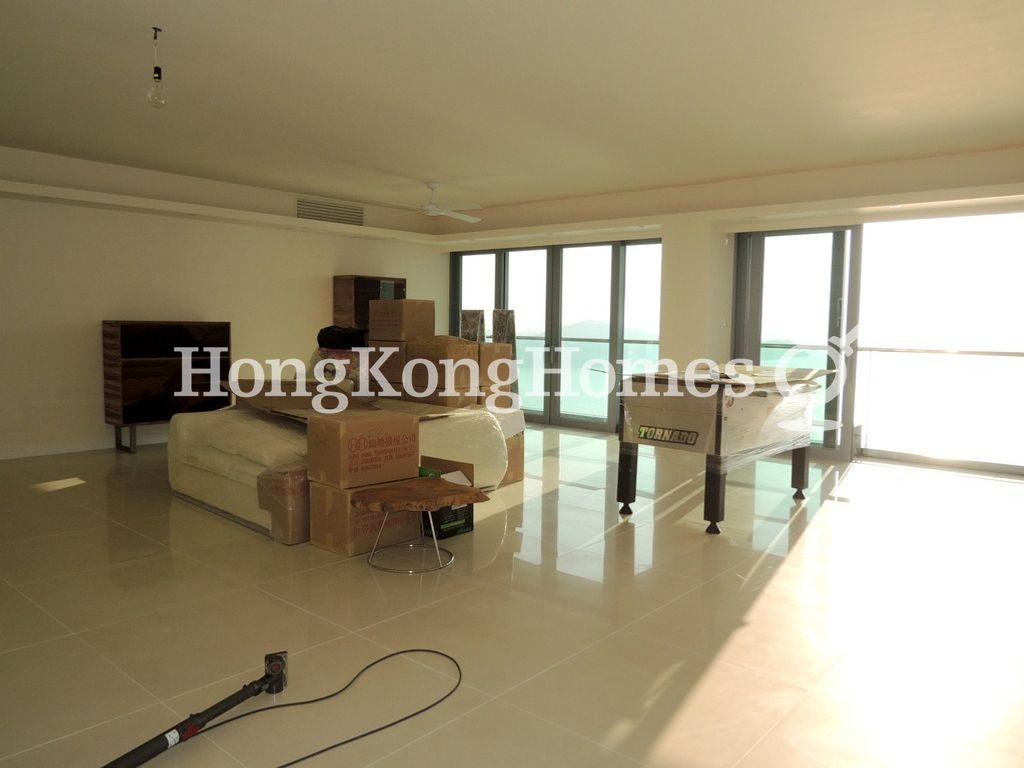 Living and Dining Room — Residence Bel-air - Phase 02, South Tower 03, Pokfulam