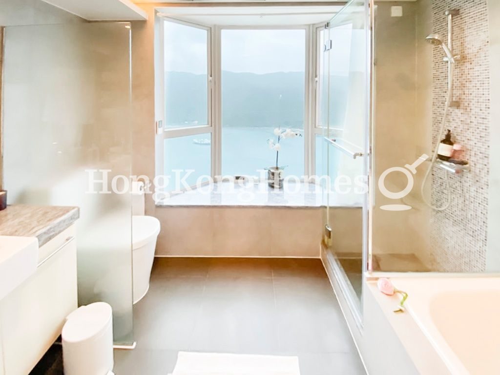 Master Bathroom — The Redhill Peninsula - Block 04, Tai Tam