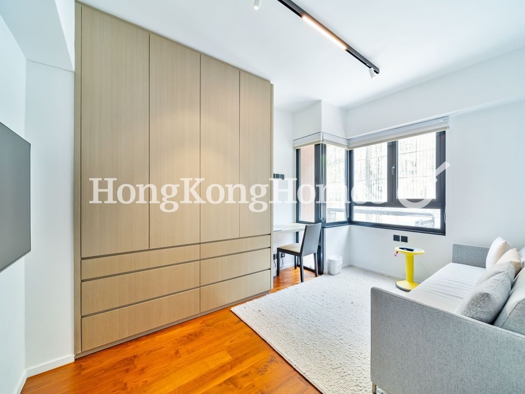 Second Ensuite Bedroom — Belleview Place, Repulse Bay