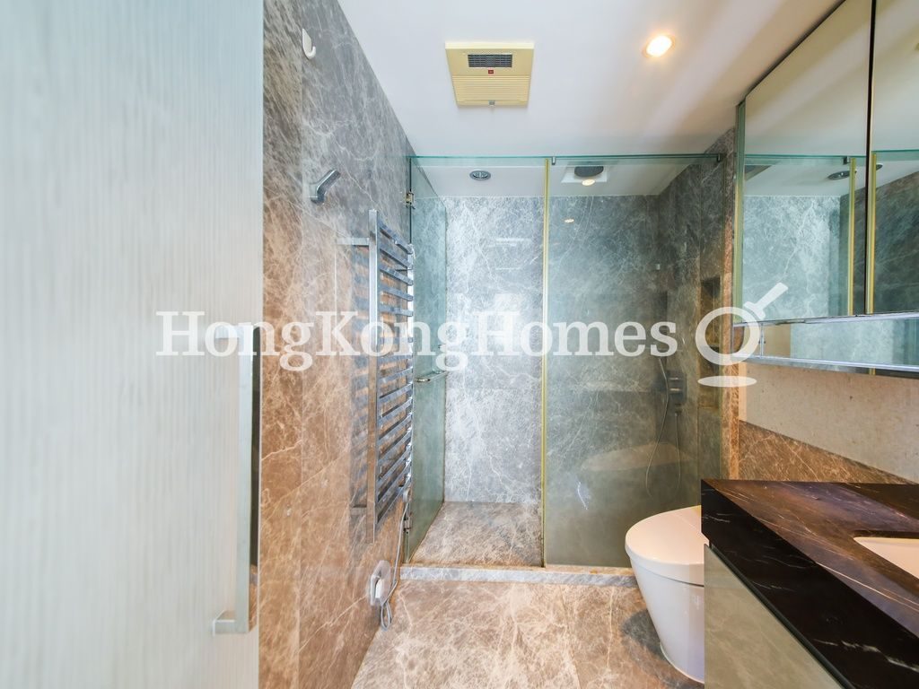 Master Bathroom — Kennedy Heights, Mid-levels Central