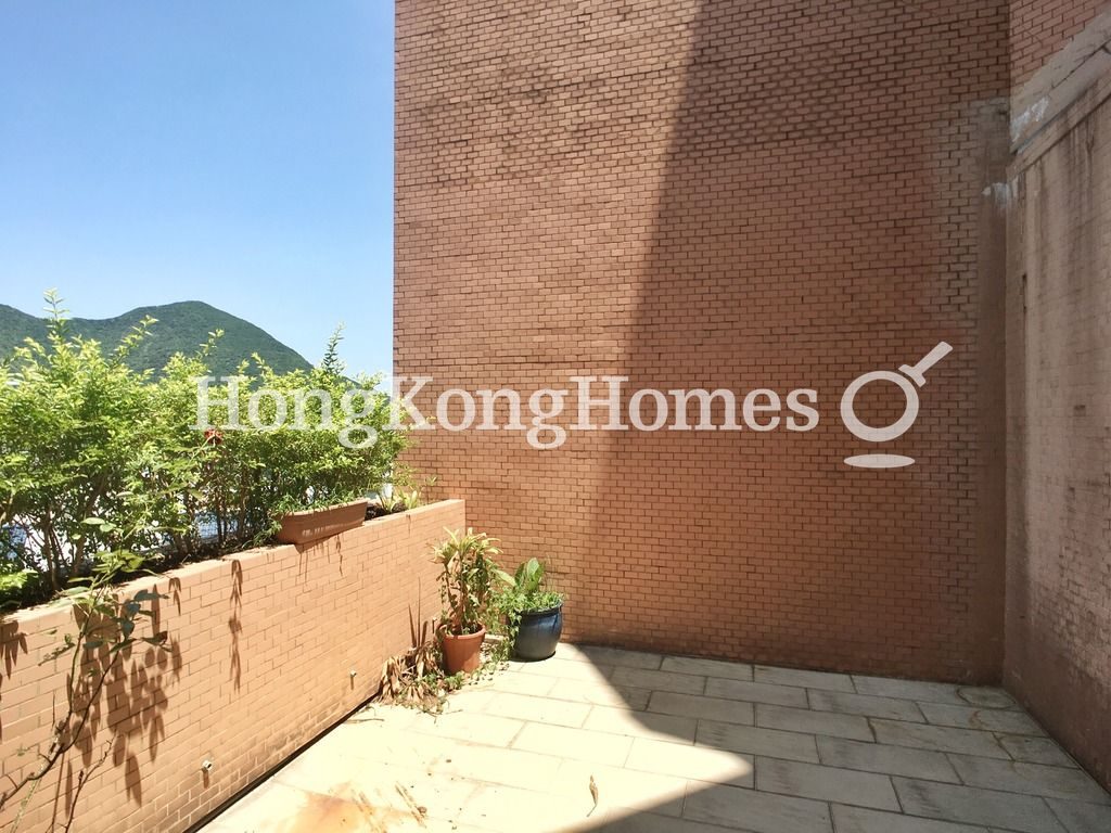 photo 4 — Belleview Place, Repulse Bay