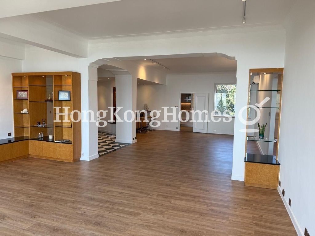 Living Room — La Hacienda - Apartment A, The Peak