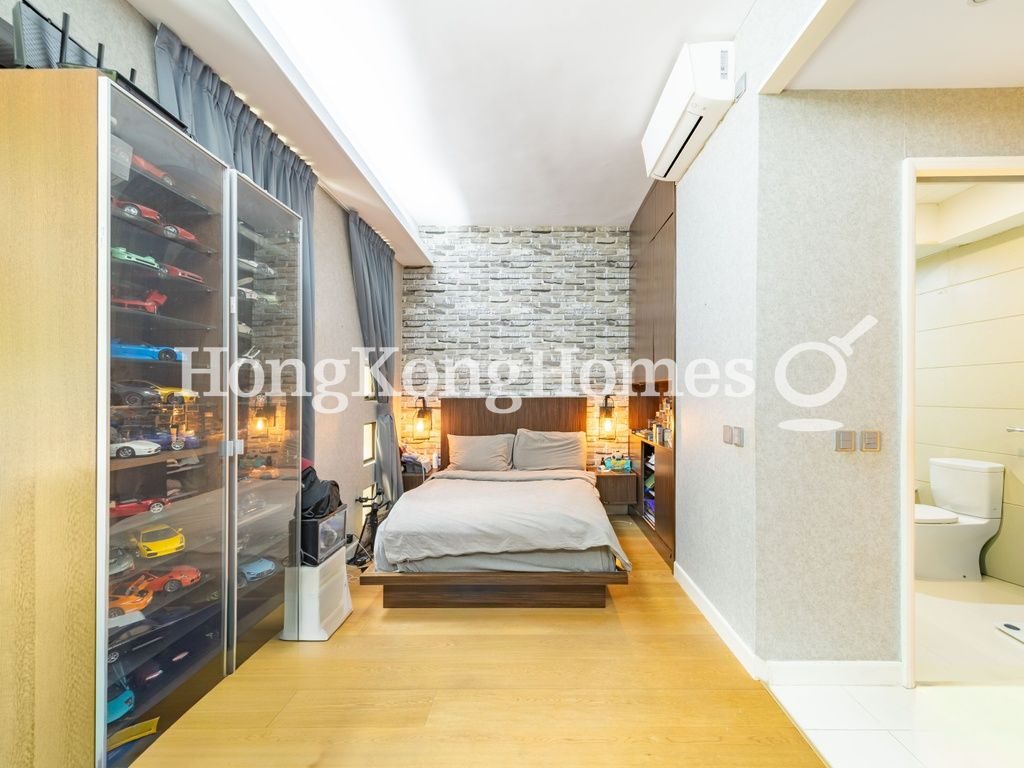 Second Ensuite Bedroom — Island Road, 45, Deep Water Bay