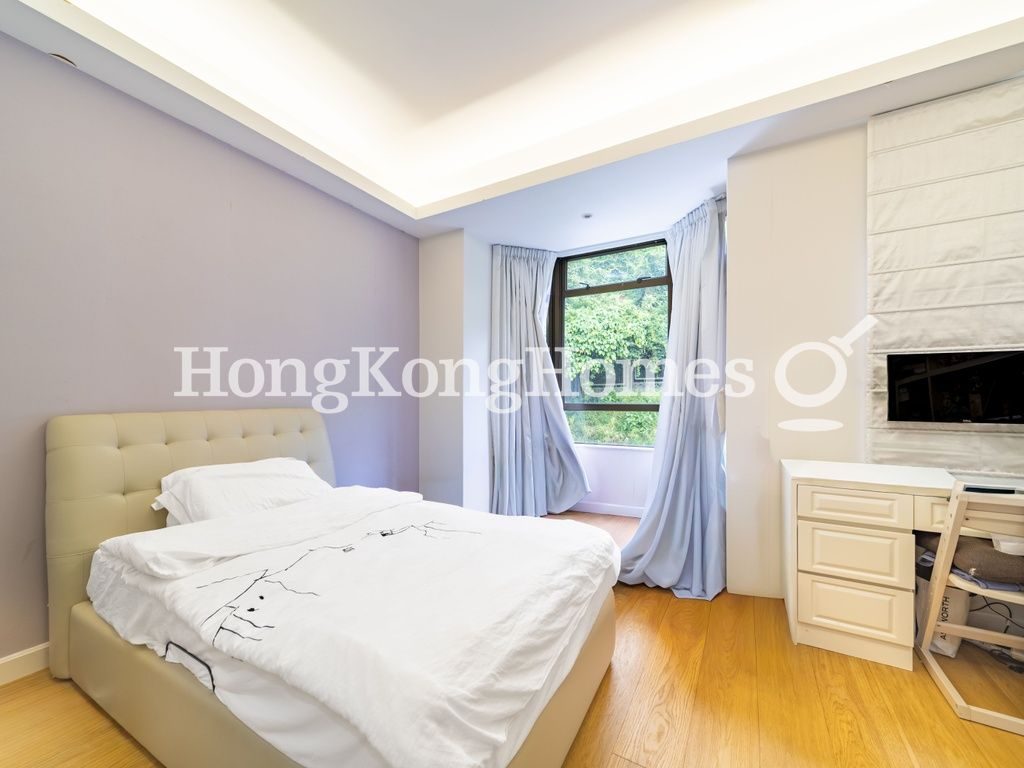 Third Ensuite bedroom — Island Road, 45, Deep Water Bay